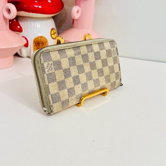 Louis Vuitton white Damier zippy wallet - Picture 4 of 13